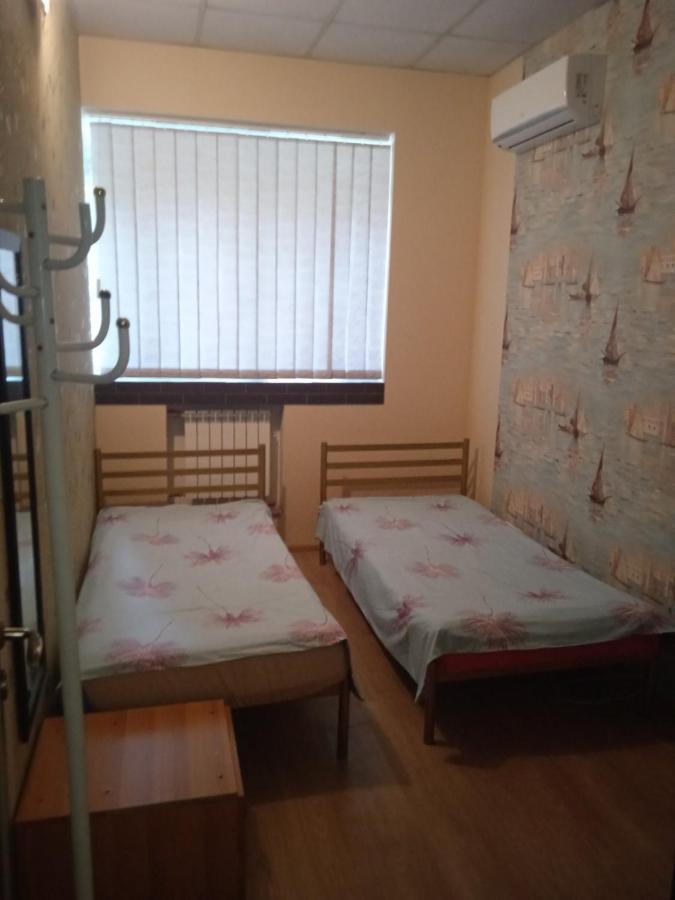 Hostel Voyage Киев Екстериор снимка