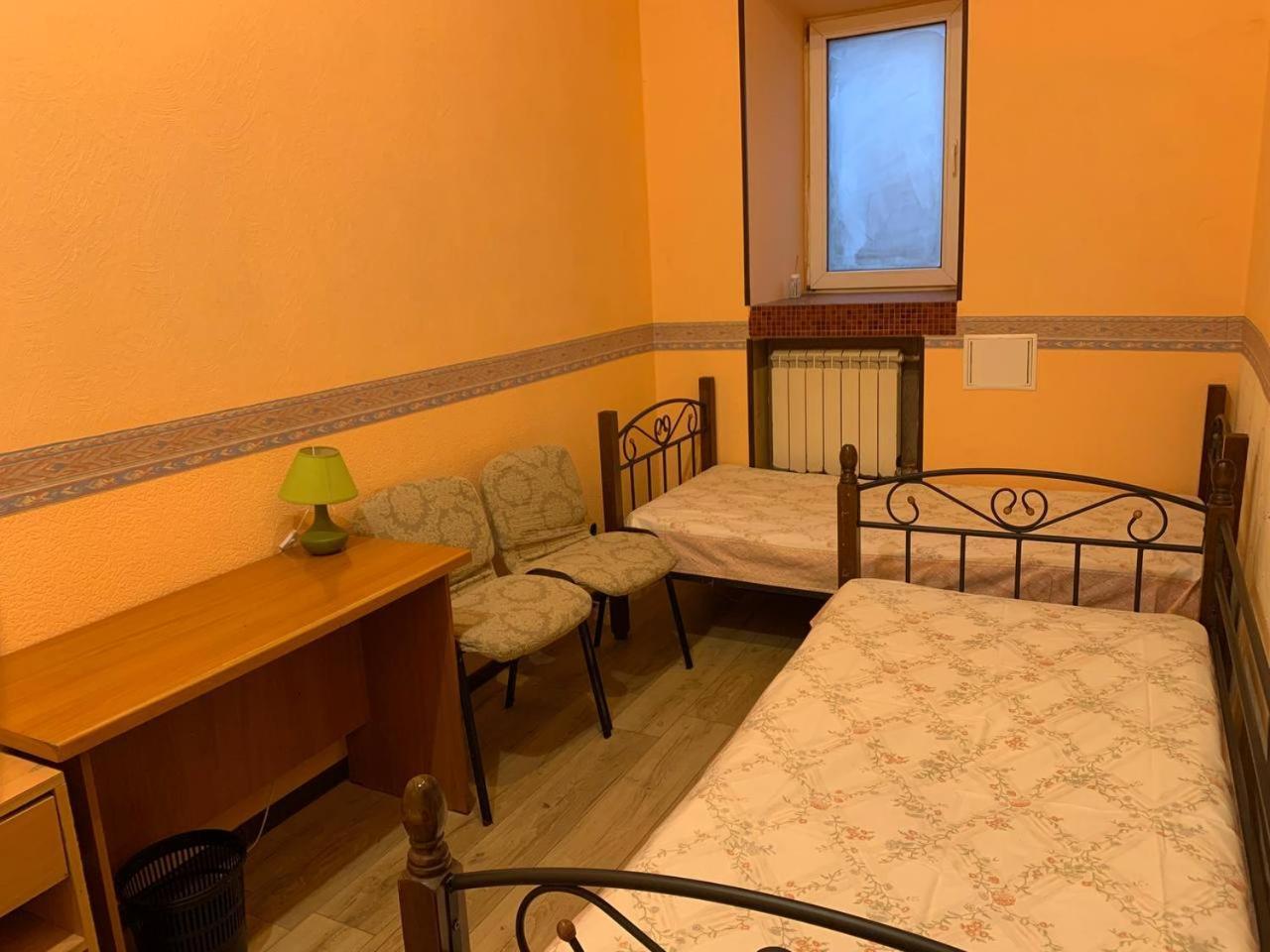 Hostel Voyage Киев Екстериор снимка